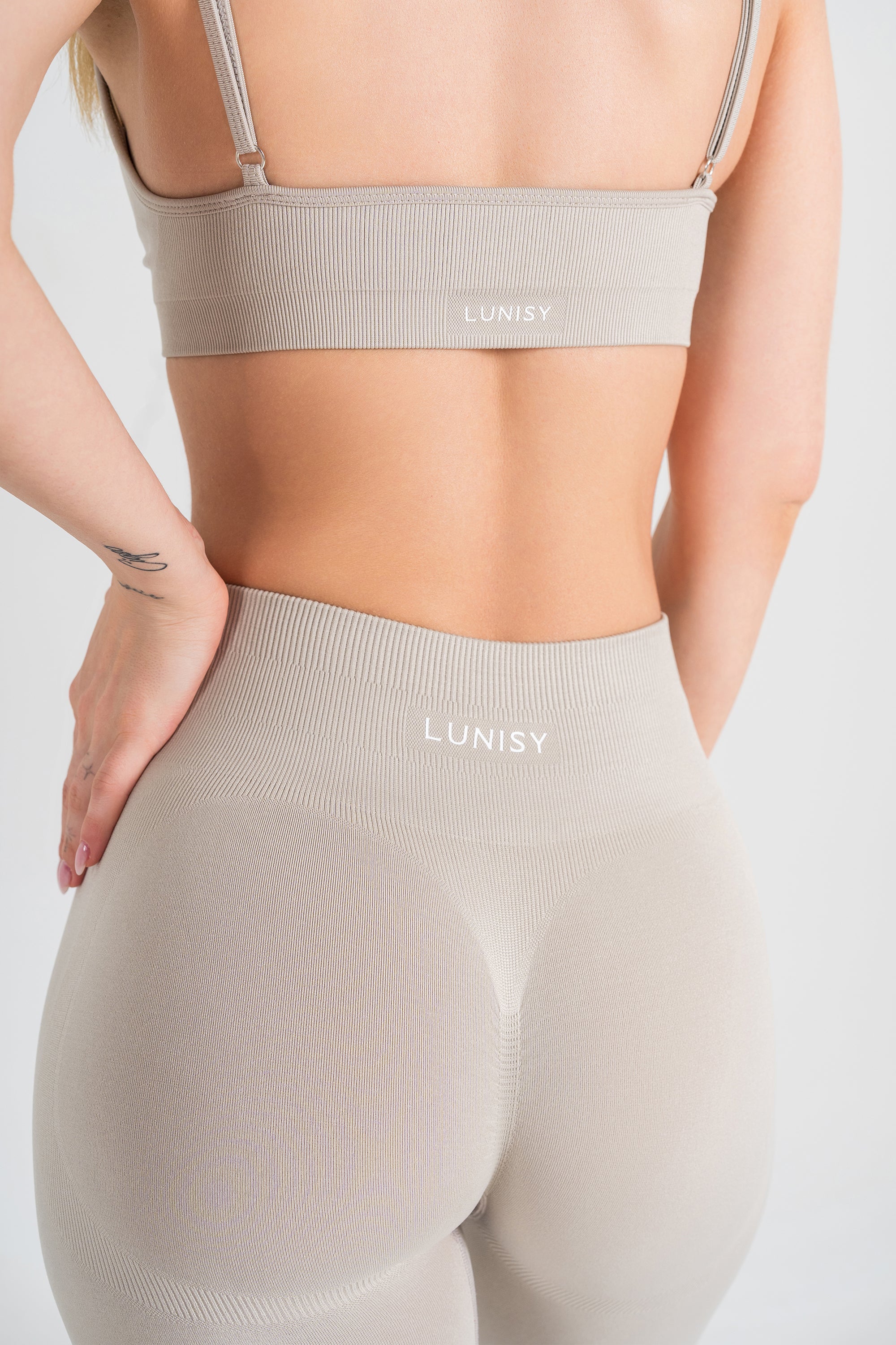 SCULPT TAYT | DOVE