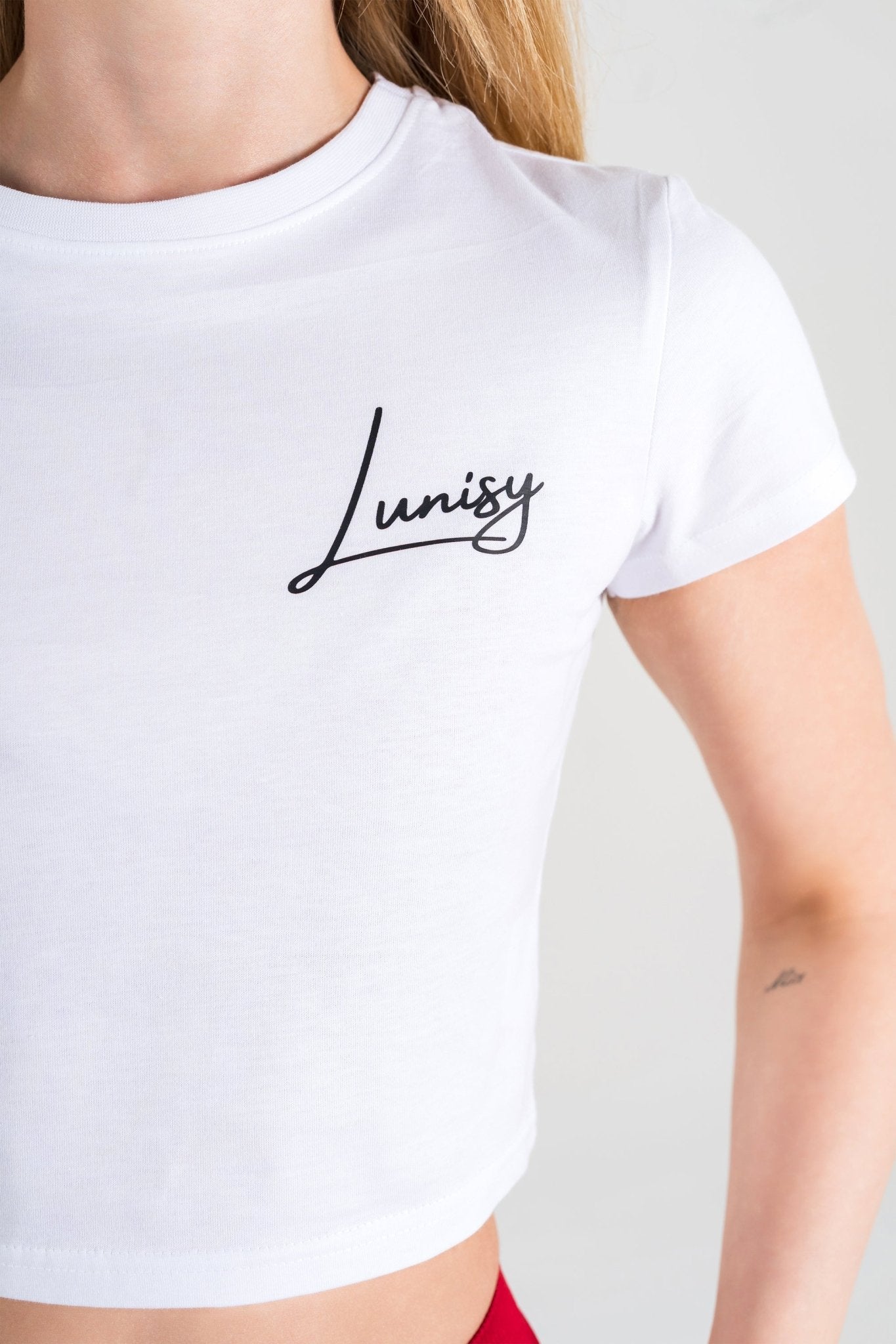 TİMELESS - CROP TOP Spor ve Günlük Kombin - LUNISY
